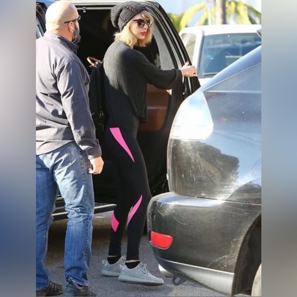 AdidasYeezy Boost 350Moonrock sneaker light gray brown colorway-Size 8.5 - Picture 14 of 14